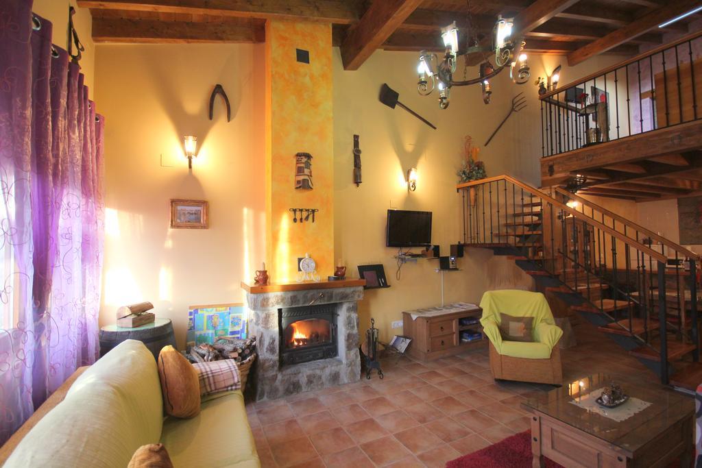 Casa Rural Luna Rosa Lancharejo エクステリア 写真