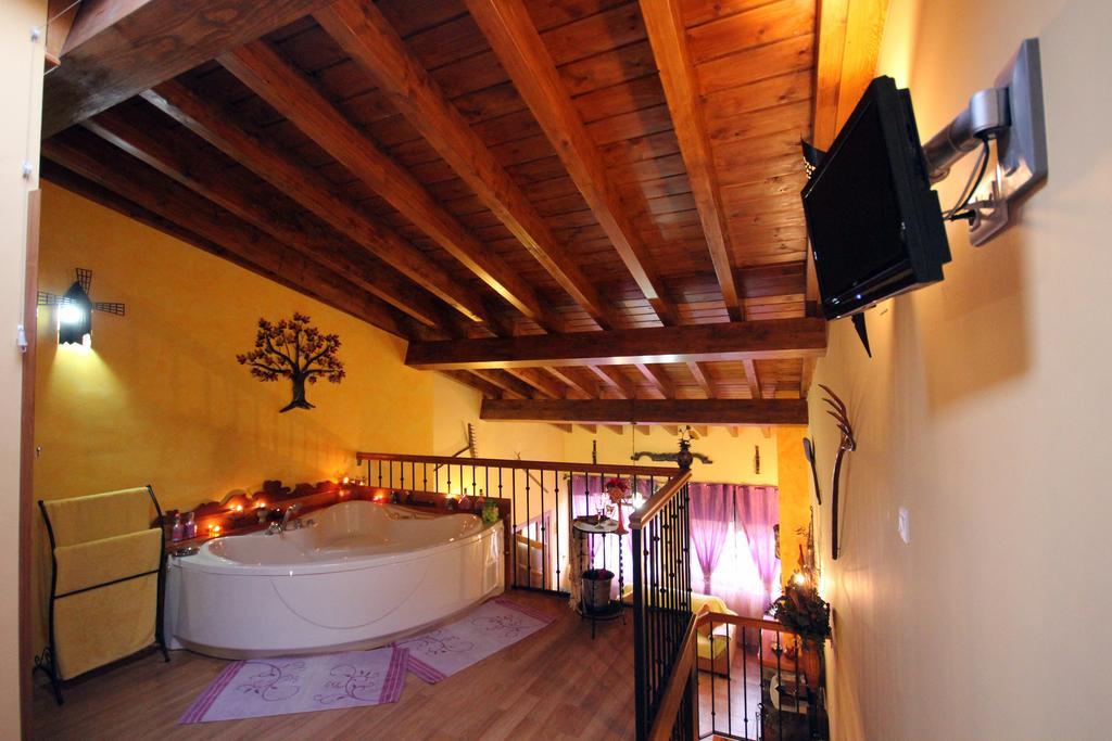 Casa Rural Luna Rosa Lancharejo エクステリア 写真